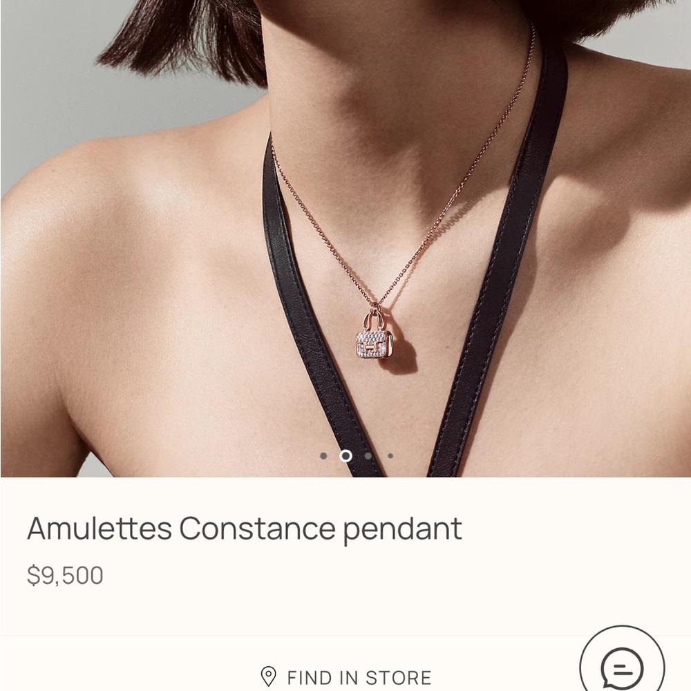 Amulettes Constance Pendant in Rose Gold